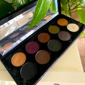 Mothership III: Subversive Eyeshadow palette